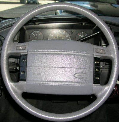 New OEM 1986-1989 Ford Taurus Mercury Sable Steering Column Shroud Assembly 